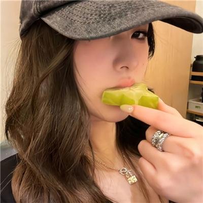 狭窄边缘 高清封面